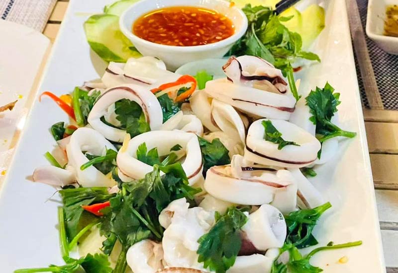 Hoàng Thao Seaview Restaurant tại thôn Lý Hưng, xã Nhơn Lý, thành phố Quy Nhơn, Bình Định