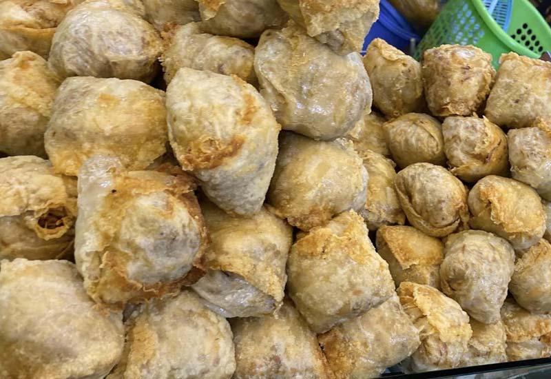 Quán Bà Cụ chuyên Bánh Đa Cua tại 179 Cầu Đất, Ngô Quyền, Hải Phòng