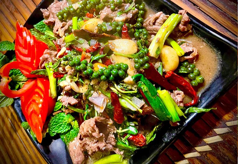 Thắng Cố Quành 2 ở 78 Nguyễn Huệ, Dốc K30, Thành phố Lào Cai