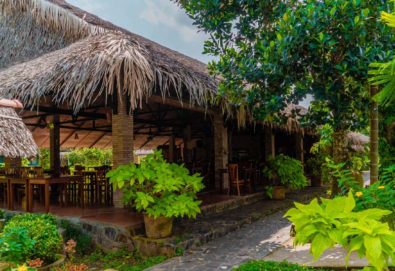 Nhà hàng Mekong Lodge Riverside tại An Hoà, Đông Hoà Hiệp, Cái Bè, Tiền Giang