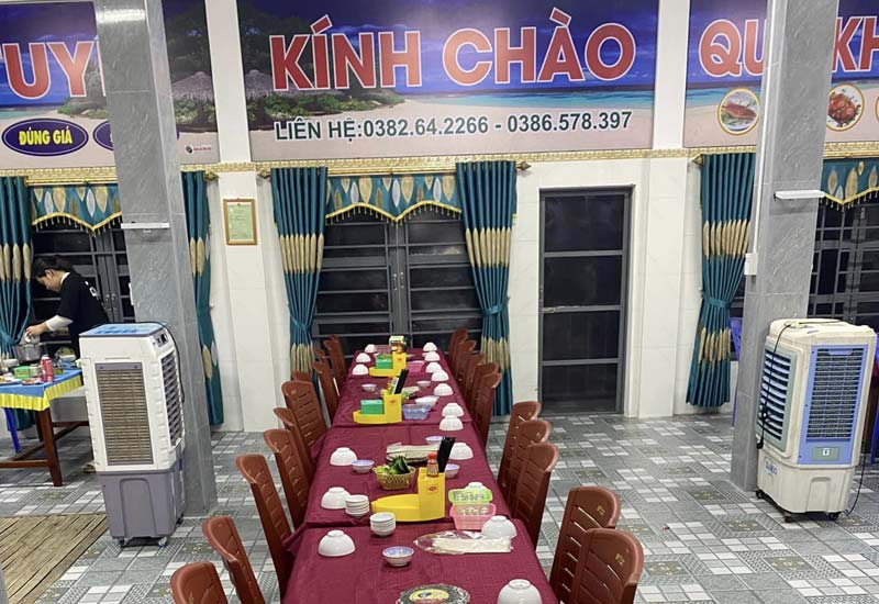 Nhà hàng Bè Nổi Mực Nhảy Vũng Áng - Độ Tuyết Vũng Áng, Kỳ Anh, Hà Tĩnh