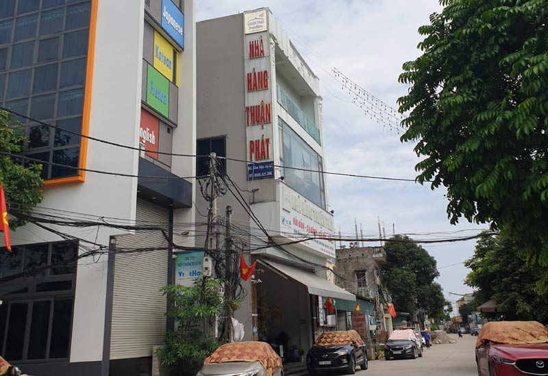 Nhà Hàng Thuận Phát - Hải Sản ở Ngõ 176 đường Cao Lỗ, Xóm Hậu, Uy Nỗ, Đông Anh, Hà Nội