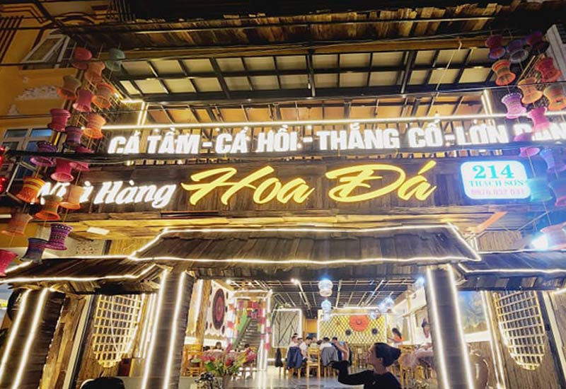 Nhà Hàng Hoa Đá 214 Thạch Sơn, TT. Sa Pa, Lào Cai