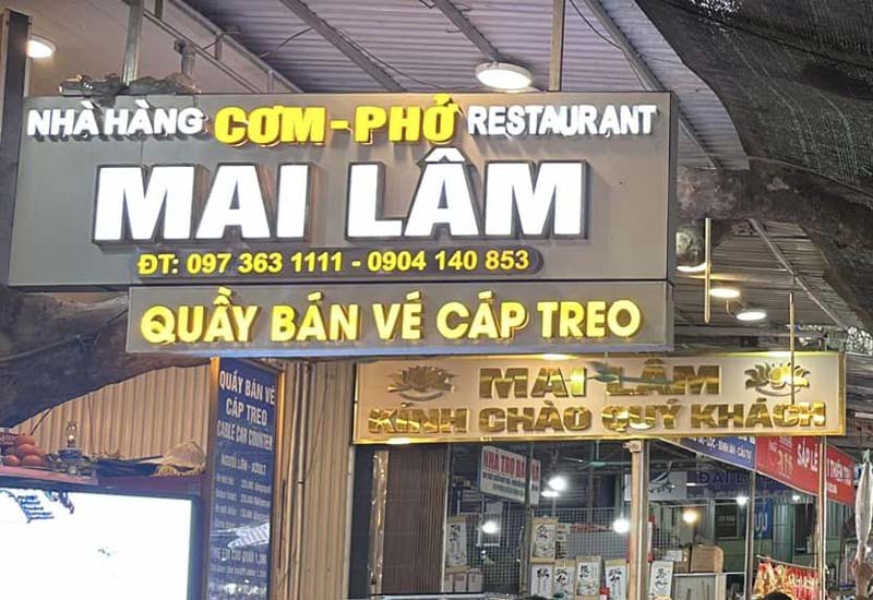 Nhà hàng Mai Lâm tại Bến Yến, khu Sao Xa, Hương Sơn, Mỹ Đức, Hà Nội