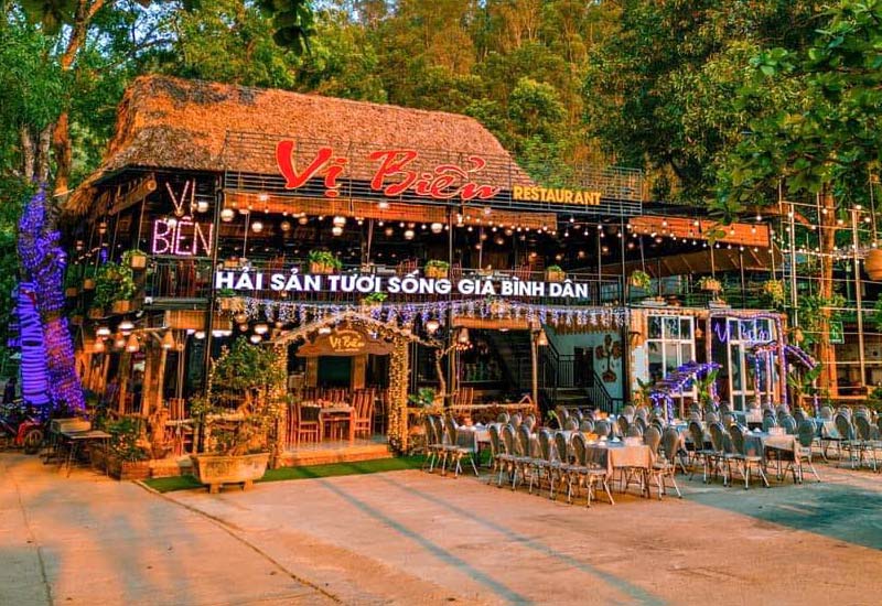 Nhà Hàng Vị Biển tại Khu Ẩm Thực Vinh Sơn, Phường Trường Sơn, Thành phố Sầm Sơn, Thanh Hóa