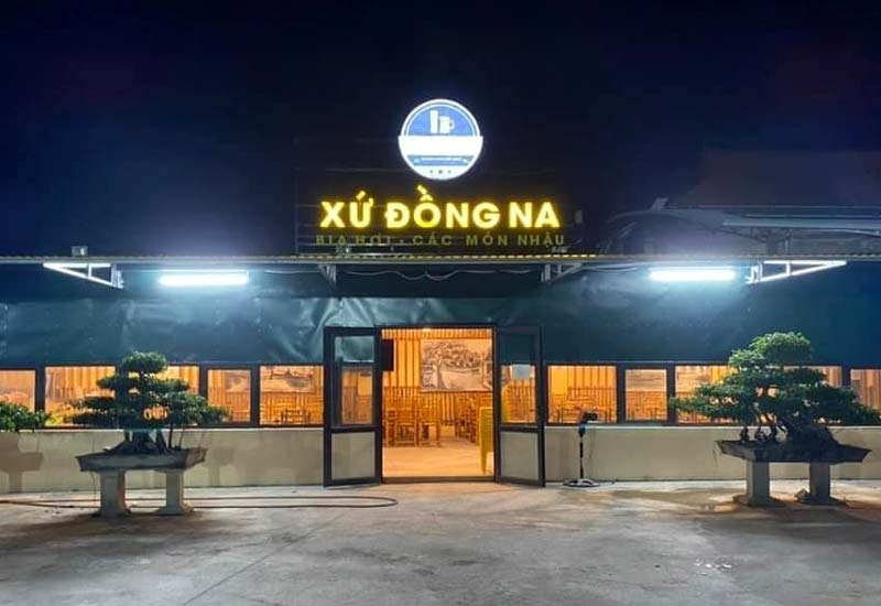Địa chỉ Nhà hàng Xứ Đồng Na tại Sân bóng Thuý Lai, thôn Thuý Lai, xã Phú Kim, Thạch Thất, Hà Nội