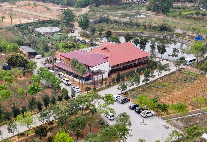 Nhà Hàng Xuân Trường tại xã Thống Nhất, huyện Hoành Bồ, Quảng Ninh