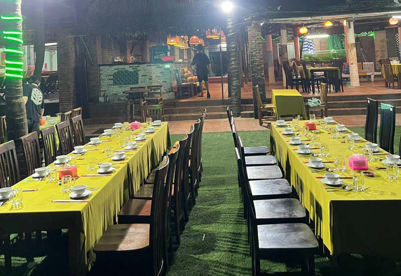 Nhà hàng Biển Dừa 8 Biển Cửa Đại, Thành phố Hội An