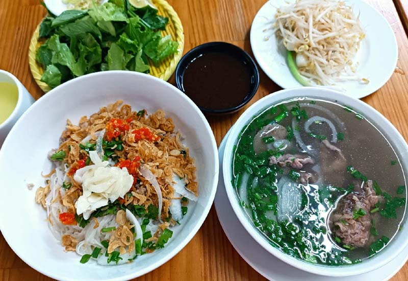 Phở Khô Gia Lai - Phở 2 Tô 207 Lê Duẩn, Tuy Hoà, Phú Yên