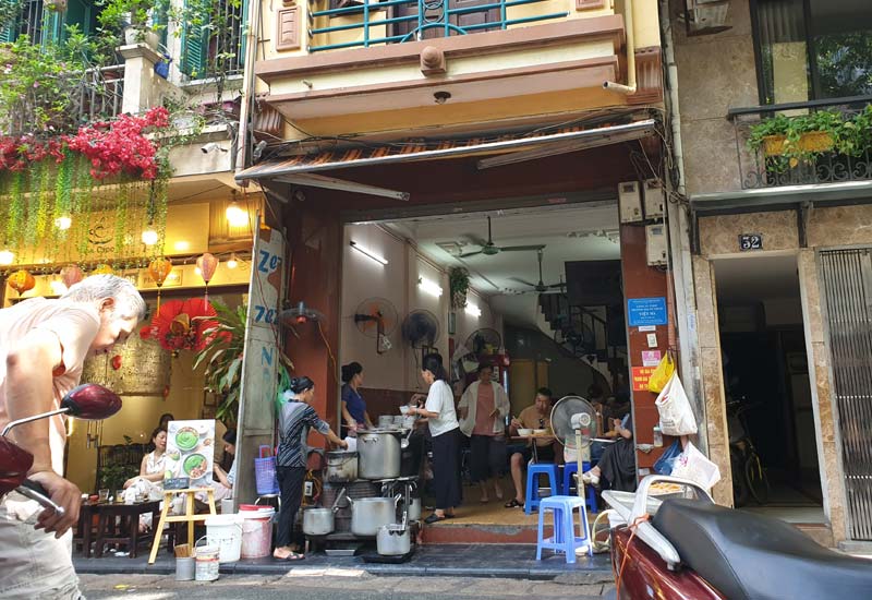 Phở Bò Ấu Triệu - Phở Tư Lùn, Phở Michelin tại 34 Ấu Triệu, Hoàn Kiếm, Hà Nội