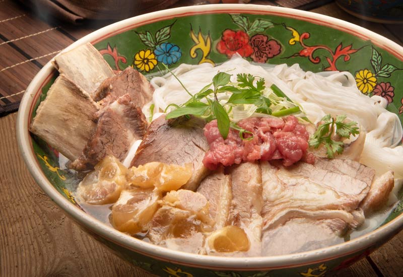 Tiệm Lành - Phở & Lẩu Bò Tươi tại 114 Nguyễn Du, Quận 1, TP. Hồ Chí Minh