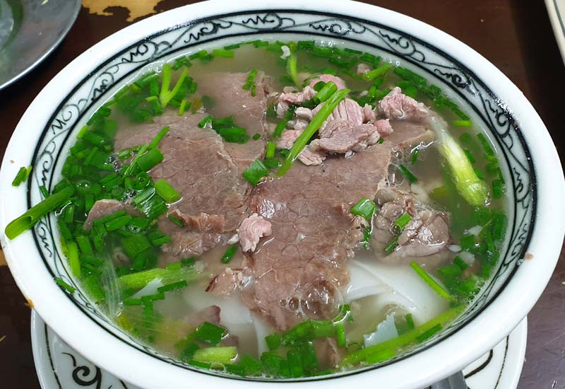 Quán Phở Ngọc Vượng 94 Nguyễn Chánh, Cầu Giấy, Hà Nội