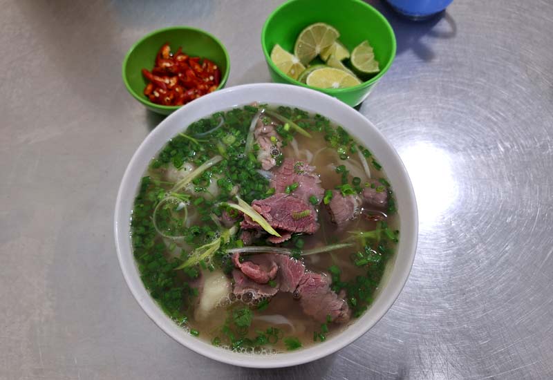 Phở Bò Bà Tâm 52 Mai Anh Tuấn, Chợ Dừa, Đống Đa, Hà Nội