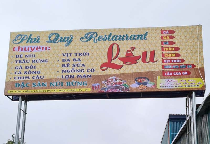 Nhà hàng Phú Quý tại cổng chính Flamingo Đại Lải, Ngọc Thanh, Phúc Yên, Vĩnh Phúc