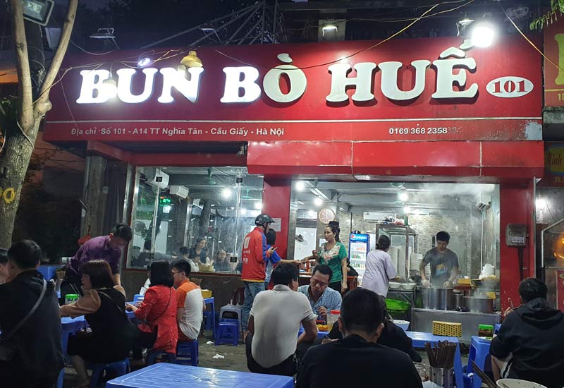 Quán bún bò huế giá rẻ ở 101 - A14, Tập thể Nghĩa Tân, Cầu Giấy, Hà Nội