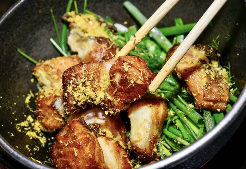 Chả Cá Lăng Ngon 3B ở 115B Phùng Hưng, Hoàn Kiếm, Hà Nội