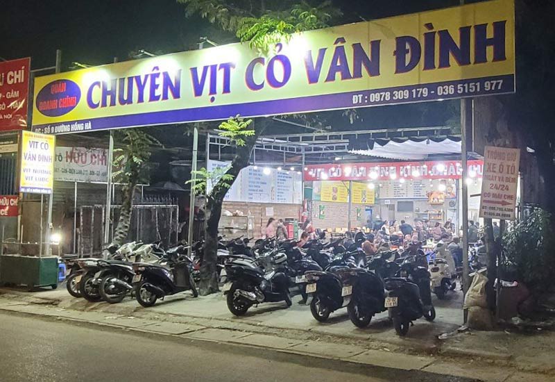 Quán Doanh Chính - Vịt Cỏ Vân Đình 9 Hồng Hà, Yên Phụ, Tây Hồ, Hà Nội