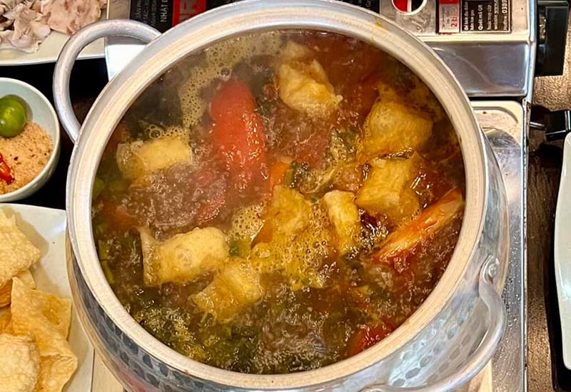 Nhà hàng Lẩu Vương chuyên Buffet Lẩu Riêu Cua & Lẩu Thái 66 Nguyên Hồng, Đống Đa, Hà Nội