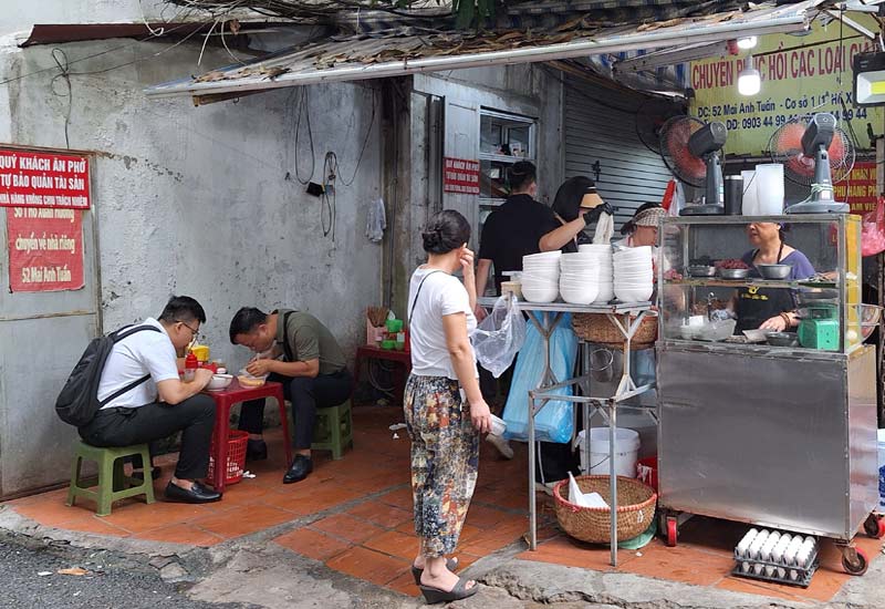 Phở Bò Bà Tâm 52 Mai Anh Tuấn, Chợ Dừa, Đống Đa, Hà Nội