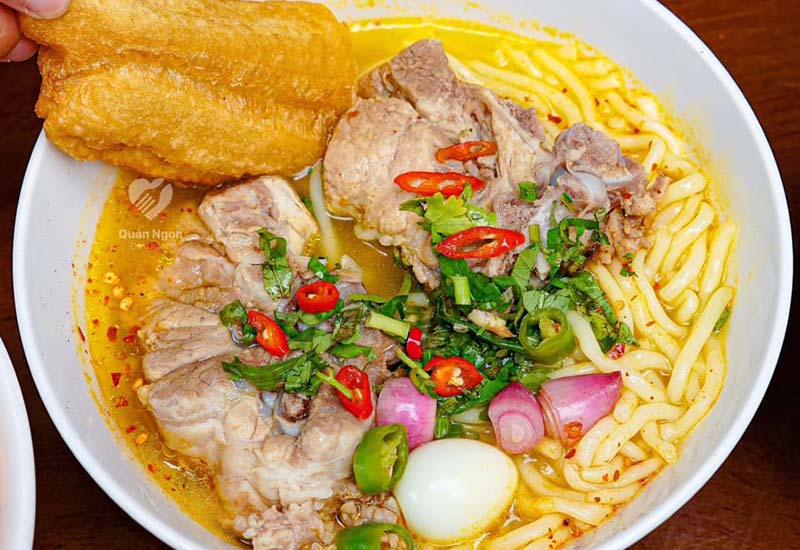 Bánh Canh Bà Sen 221 Nguyễn Chí Thanh, P. Hải Châu 1, Q. Hải Châu, TP. Đà Nẵng