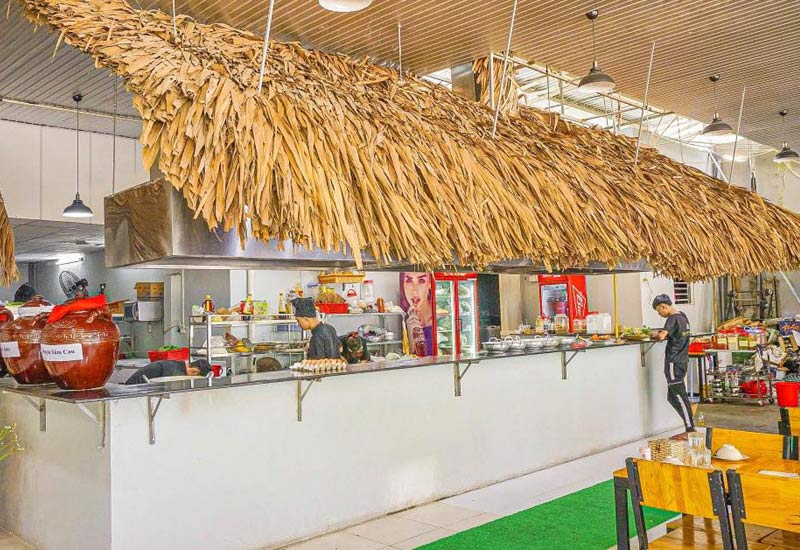 Làng Hải Sản 817 Nguyễn Tất Thành, Xuân Hà, Thanh Khê, Đà Nẵng
