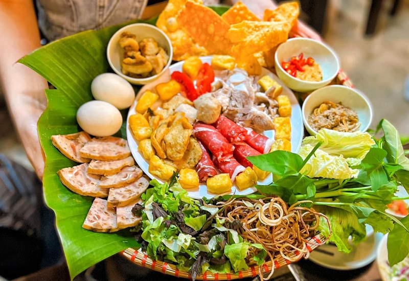 Nhà hàng Lẩu Vương chuyên Buffet Lẩu Riêu Cua & Lẩu Thái 66 Nguyên Hồng, Đống Đa, Hà Nội