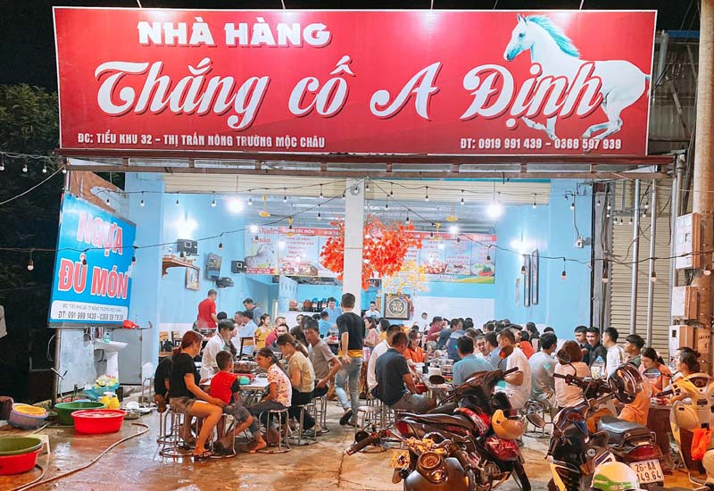 Thắng cố A Định tại Tiểu khu 32, Thị trấn Nông Trường Mộc Châu, huyện Mộc Châu, Sơn La