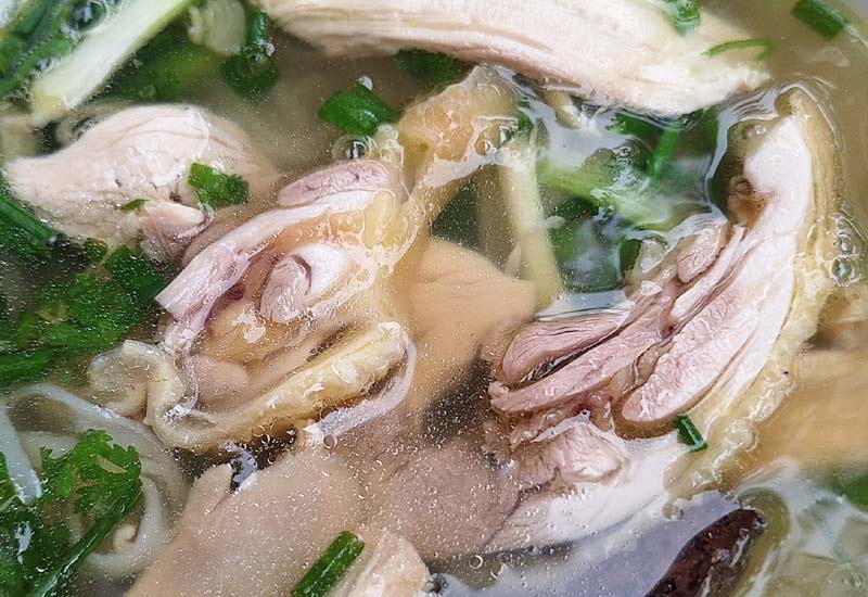 Phở Gà Đồi Dũng Hà 43 Văn Cao, P. Liễu Giai, Quận Ba Đình, Hà Nội