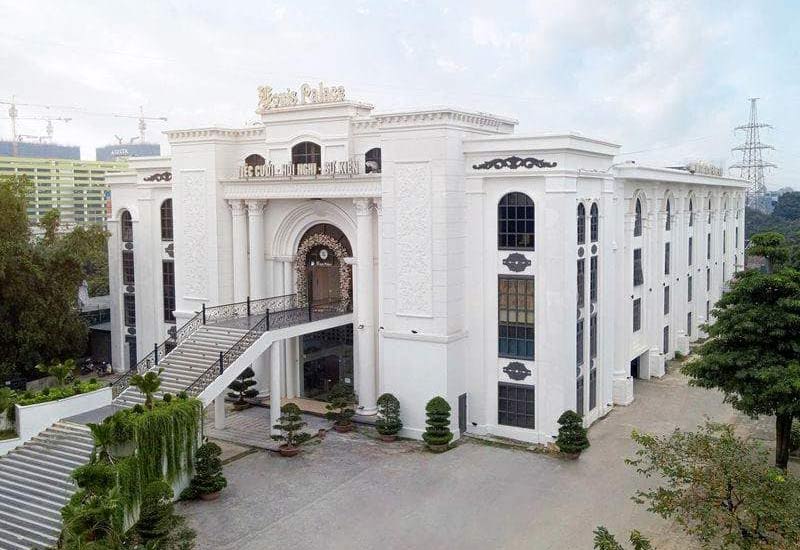 Trung Tâm Tiệc Cưới Louis Palace tại Km5+200, đường Lê Trọng Tấn, An Khánh, Hoài Đức, Hà Nội