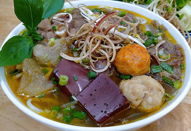 Bún Bò Gốc Huế 149 Nguyễn Ngọc Vũ, Trung Hoà, Cầu Giấy, Hà Nội