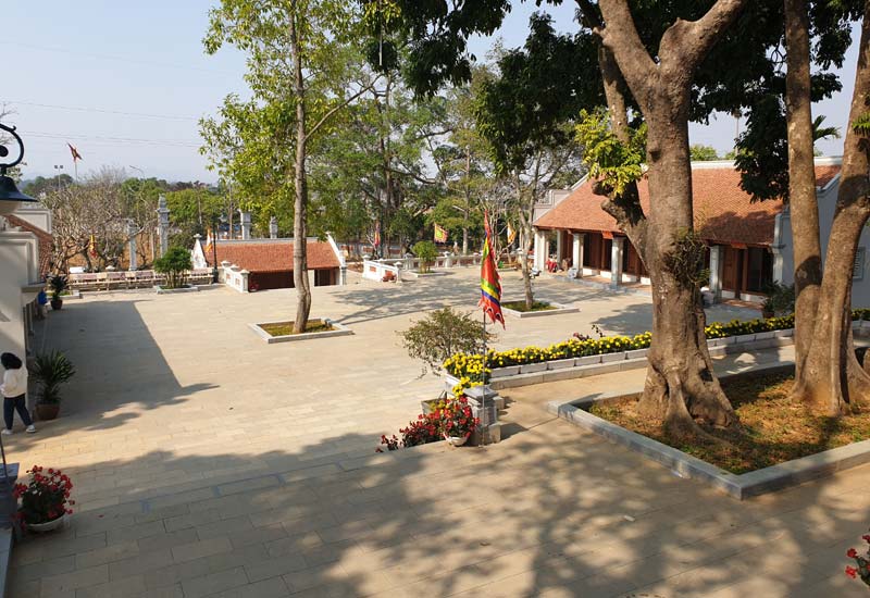 Đền Hạ địa chỉ Thôn Phú Lội, Xã Minh Quang, Huyện Ba Vì, Hà Nội