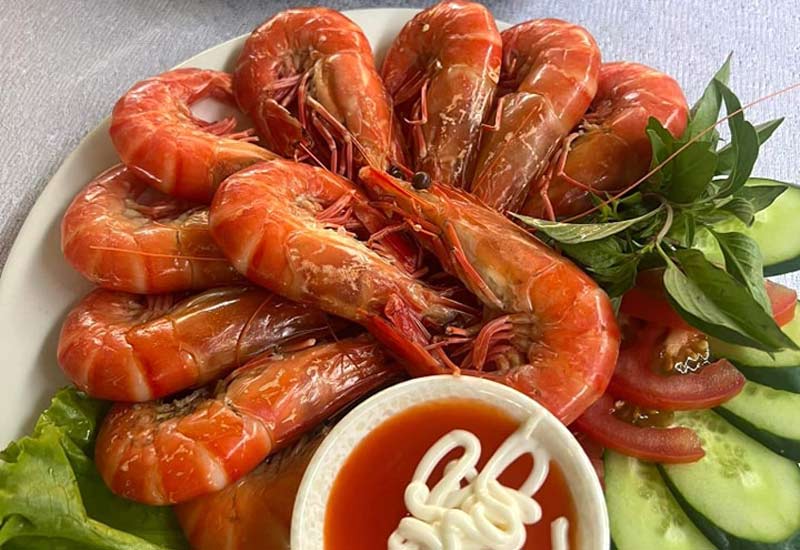 Tuyết Restaurant - Hải Sản Tươi Sống tại Lô 3, Biển An Bàng, Hội An, Quảng Nam