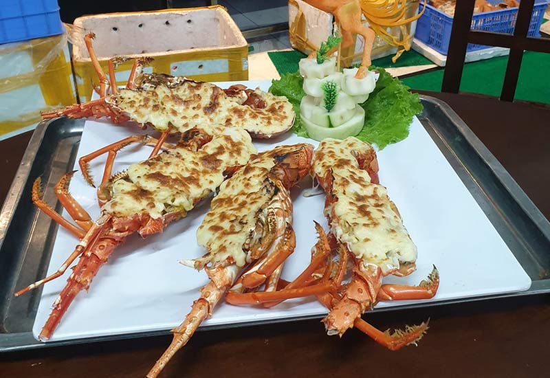 Nhà Hàng Thuận Phát - Hải Sản ở Ngõ 176 đường Cao Lỗ, Xóm Hậu, Uy Nỗ, Đông Anh, Hà Nội
