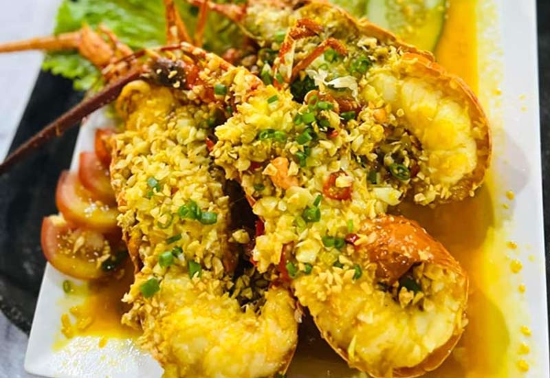 Tuyết Restaurant - Hải Sản Tươi Sống tại Lô 3, Biển An Bàng, Hội An, Quảng Nam