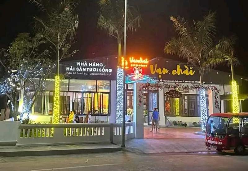 Nhà Hàng Vạn Chài tại Khu du lịch Sinh thái biển Hải Tiến, Hoằng Hóa, Thanh Hoá