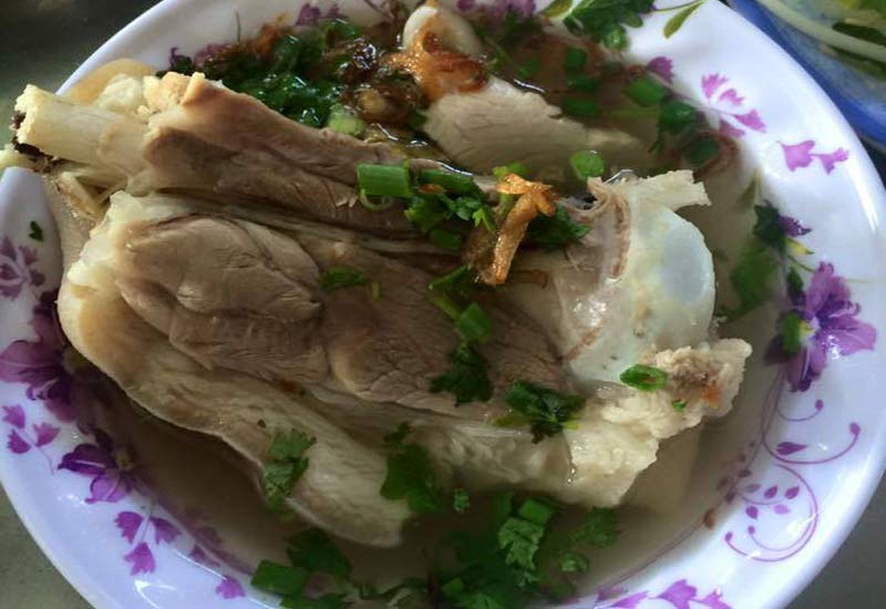 Thuý Bánh Canh Long Hương 667A P. Long Hương, TP. Bà Rịa, Bà Rịa - Vũng Tàu