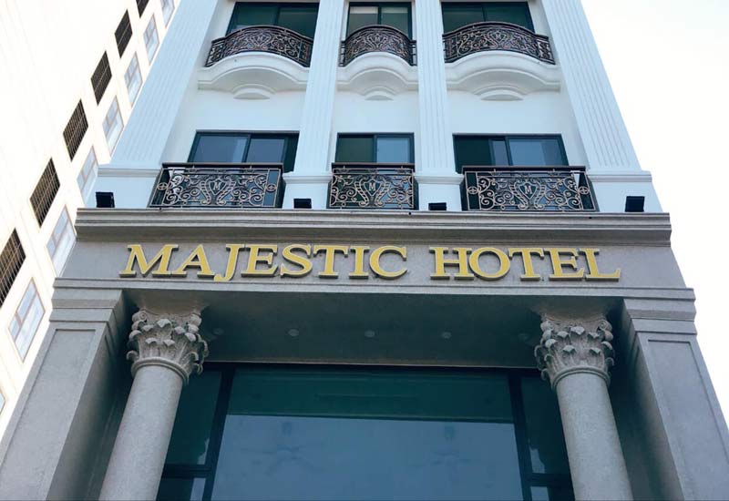 Khách sạn Majestic