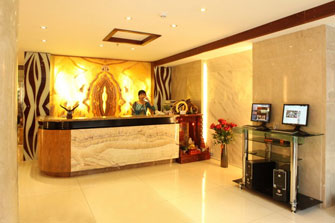 Kkách sạn Thành Long Tân
