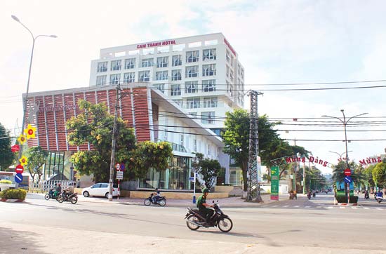 Khách sạn Cẩm Thành