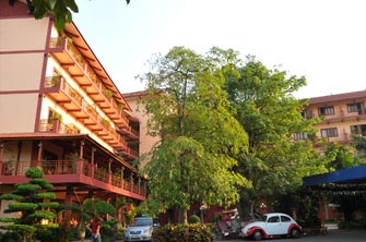 Khách sạn Đông Á II