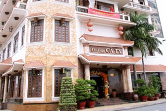 Khách sạn Cà Ty