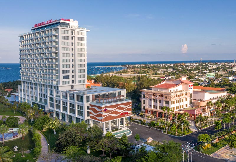 Long Thuận Hotel & Resort - Biển Ninh Chữ