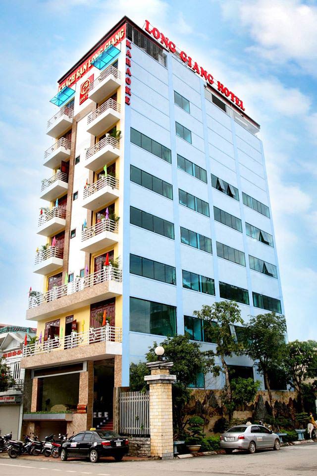 Khách sạn Long Giang