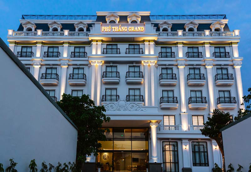 Phú Thắng Grand Hotel - Top Khách sạn ở Đức Hòa