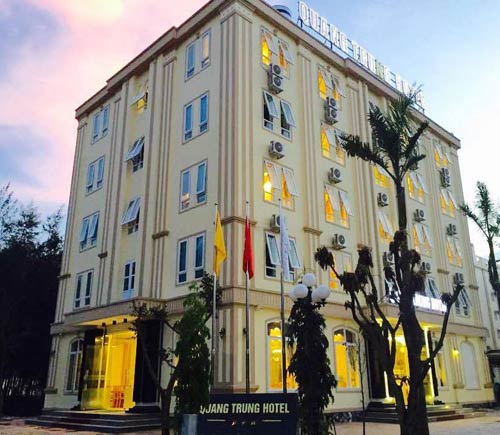 Khách sạn Quang Trung