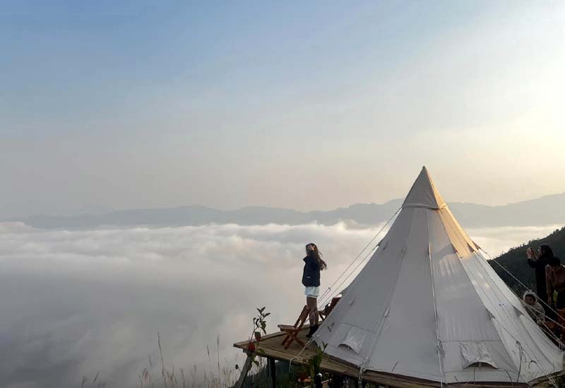 Lau Camping Phình Hồ - Khu nghỉ dưỡng Cắm trại và Săn mây ở Phình Hồ