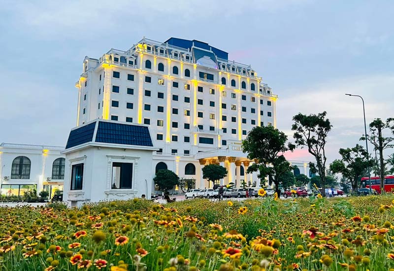 Khách sạn Lan Châu tại Đảo Lan Châu, P. Nghi Thuỷ, Thị xã Cửa Lò, Nghệ An