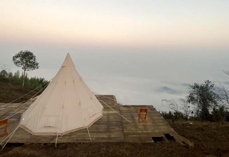 Lau Camping - Khu nghỉ dưỡng săn mây bằng lều bạt ở xã Phình Hồ, Trạm Tấu, Yên Bái