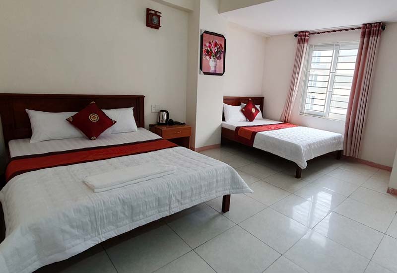 Phú Hồng 1 Hotel - Khách sạn bình dân tại Bãi Tắm C, Sầm Sơn, Thanh Hóa