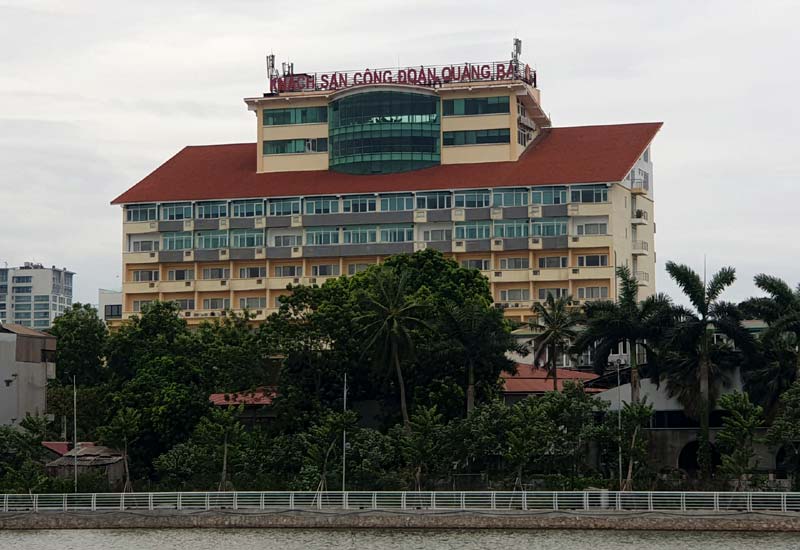 Khách sạn Công Đoàn Quảng Bá 98 Tô Ngọc Vân, Tây Hồ, Hà Nội